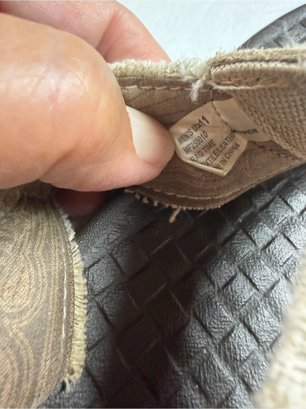 Margaritaville Men’s Dark Brown Footbed with Tan Frayed-Edge Flip Flops